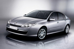 Renault Laguna получит «подруливающие» задние колеса