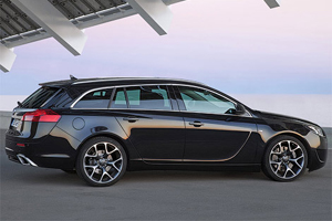 Opel Insignia OPC. SW.  Side