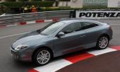 В России стартовали продажи Renault Laguna Coupe