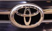 Производство и продажи Toyota упали более чем на треть