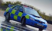 Prodrive учит британских полицейских водить