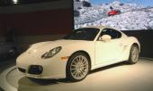 Лучшим автомобильным брендом потребители считают Porsche