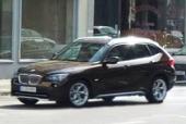 Кроссовер BMW X1 сфотографировали без камуфляжа